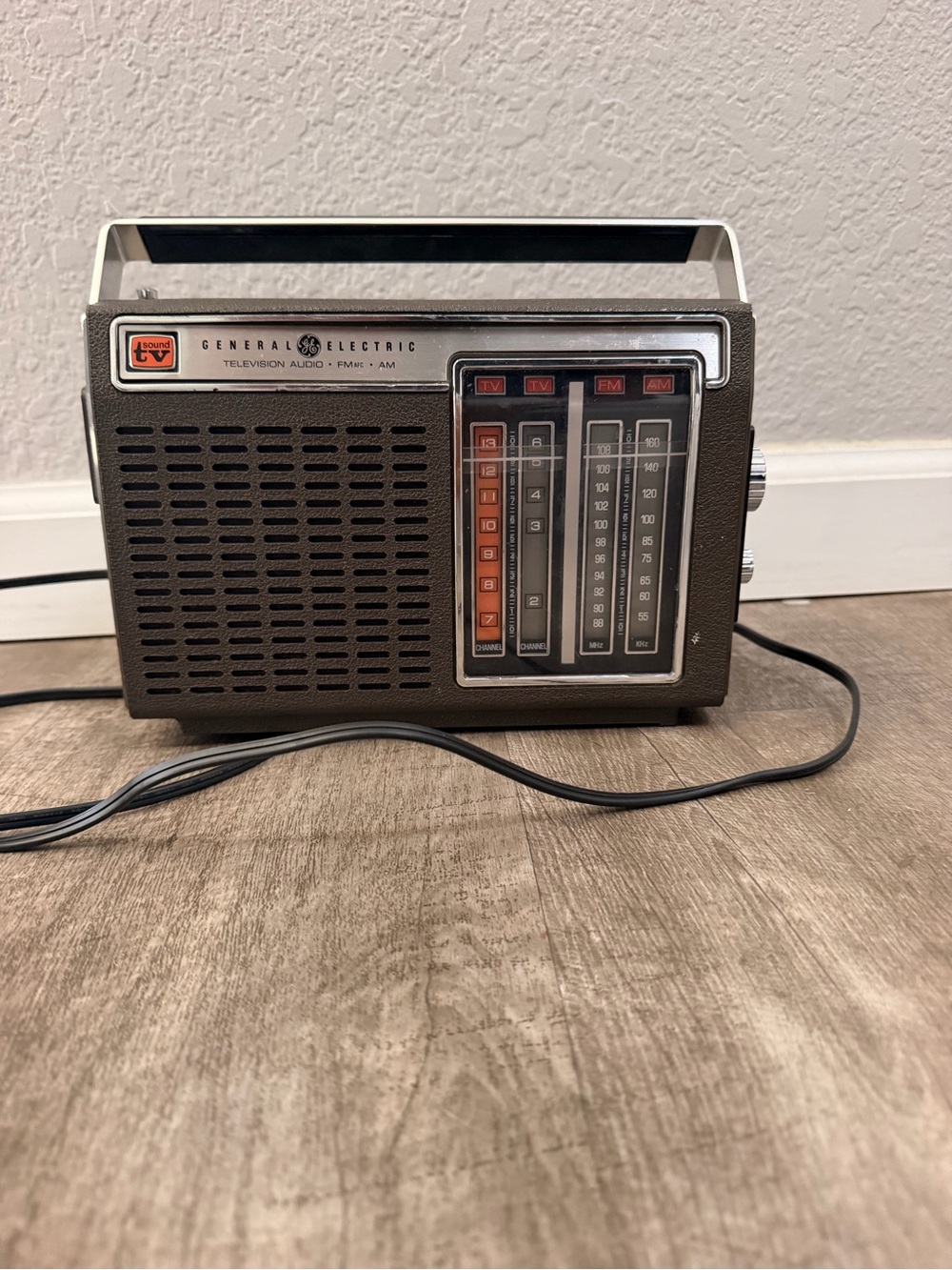 Brown Portable AM/FM Radio with TV Tuning